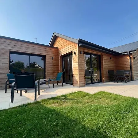 Le Aux Portes Du Pays D Auge